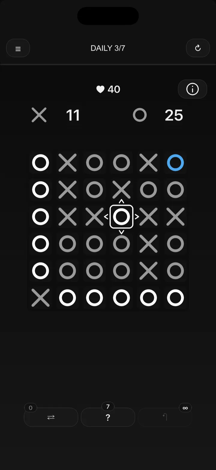 The same board in dark mode with an O selected and its straight moves shown